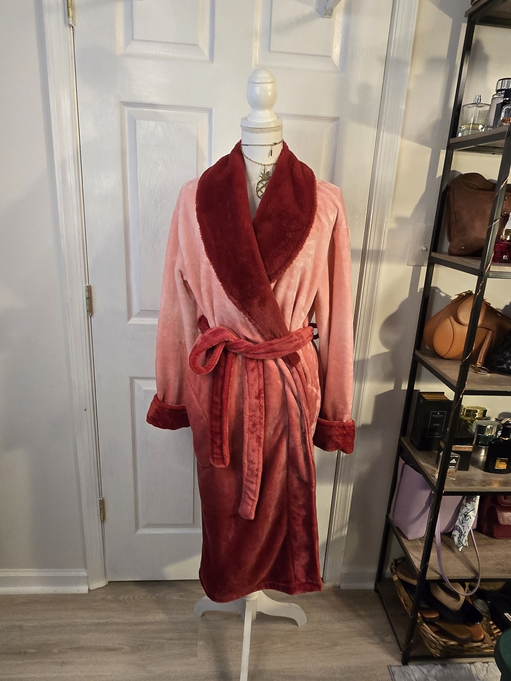 AlCove Ambre Light Pink, Hot Pink & Dark Pink  Plush Robe Barbie M/L